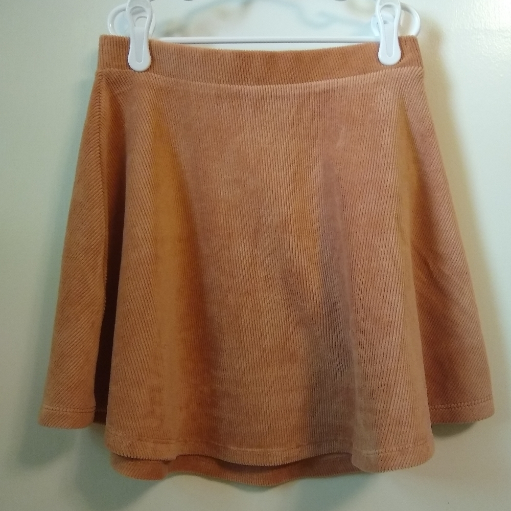 Pink ribbed skater skirt